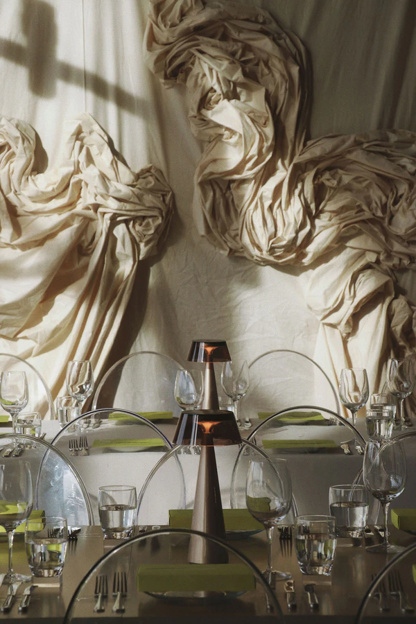 A Contemporary Chrome & Chartreuse Black-Tie Wedding Reimagines the Southern Highlands — photo 2