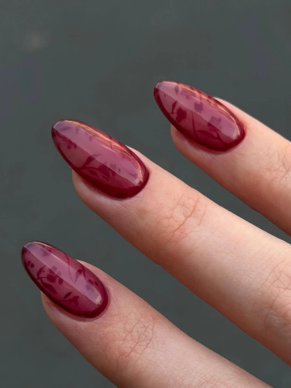 <a href="https://www.instagram.com/p/DV_4o3aCPtB/?img_index=1">Chummy Nails</a>