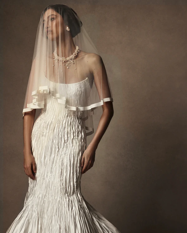 11 Corseted Wedding Dresses