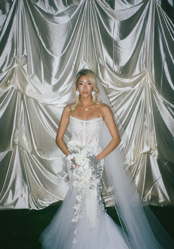 A Dreamlike Siren-Inspired Wedding With Oceanic Details in California