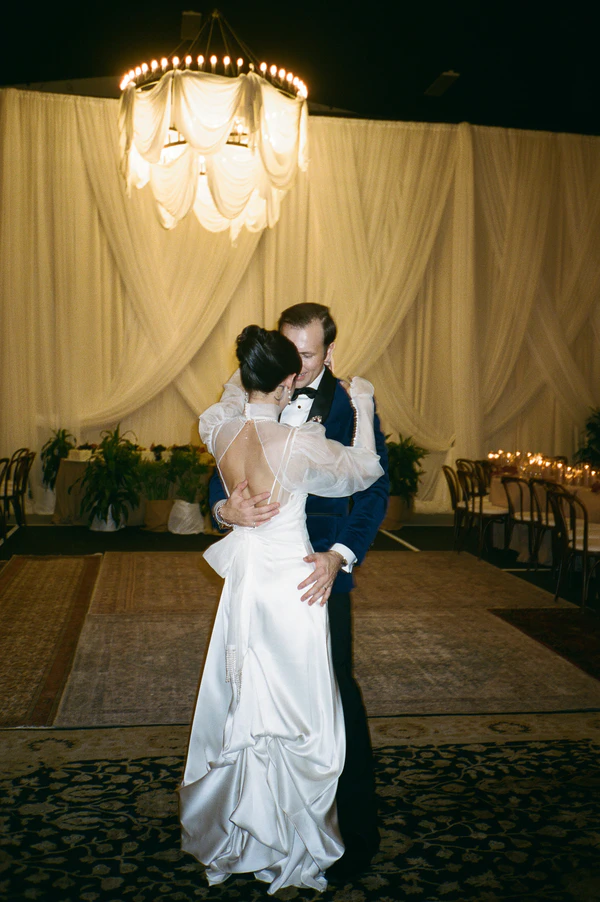 A Glamorous Art Deco Celebration Inspired by Vintage Travel at Gatsby Mansion