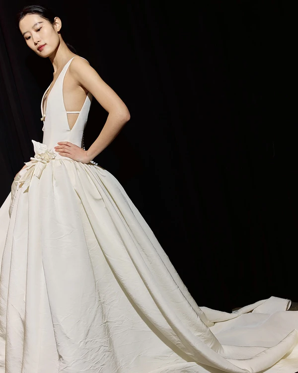 <a href="https://www.instagram.com/houseofgilles/">House of Gilles</a>, Photography: <a href="https://www.instagram.com/calenrose/">Calenrose</a>