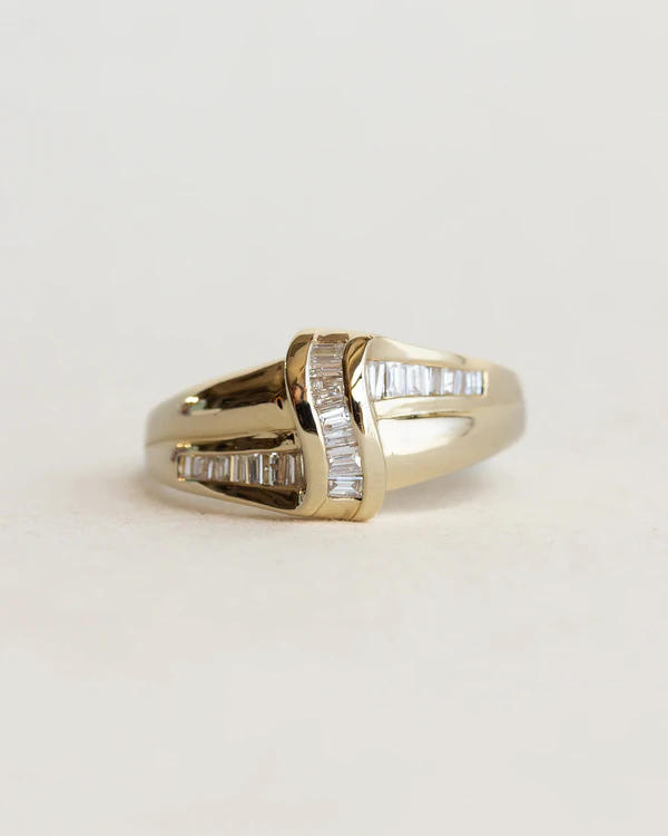 50 Iconic Vintage Engagement Ring Styles & Cuts