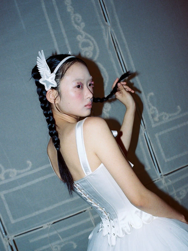 Forever Young: Marrow’s 2027 Bridal Collection Is an Ode to the Eternal Girl