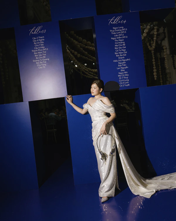 An Avant-Garde Vietnamese Beach Wedding Splashed in Cobalt Blue