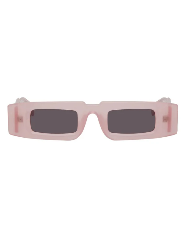 Trendy Sunglasses for Your Outdoor Wedding