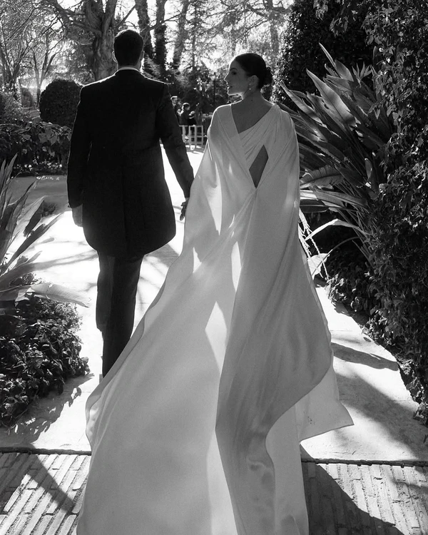 What is a Bridal Stylist and How Do They Work?