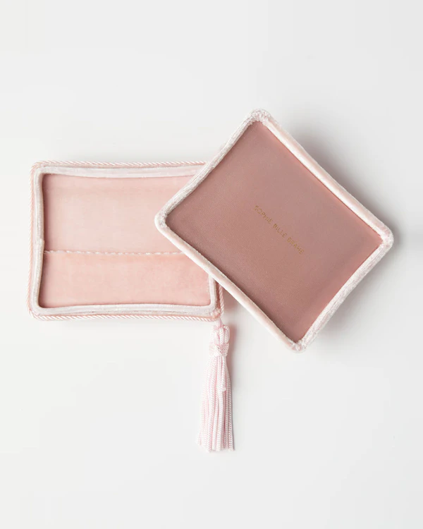 30 Thoughtful Gifts for Your Bridesmaids