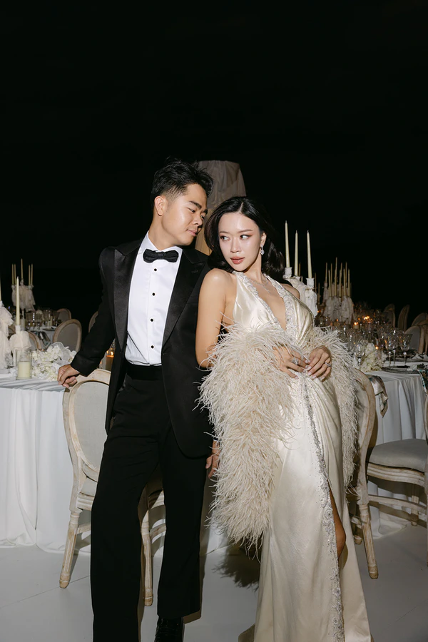A Sculptural Floral Fantasy at This Intimate Black-Tie Wedding in Phuket