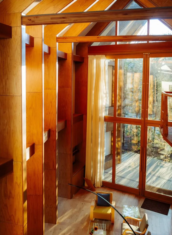 <a href="https://www.instagram.com/p/DUrCV4kk-d9/?img_index=1">Shishi-Iwa House</a>, Photography: <a href="https://www.instagram.com/carounrath/">Carolin Unrath</a>