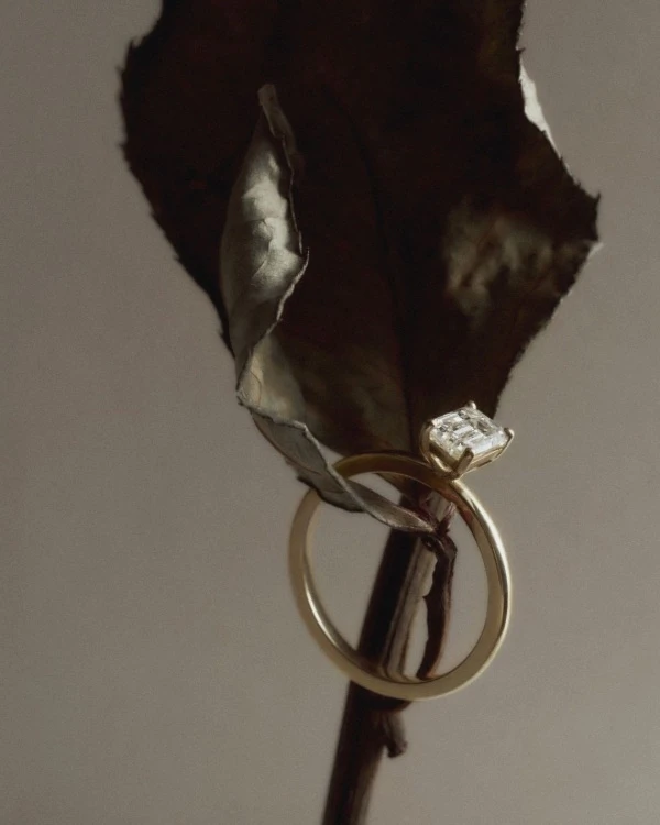 A Guide to the Chicest Engagement Ring Styles & Cuts