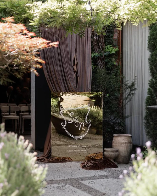 30 Unique Wedding Welcome Sign Ideas For a Stylish First Impression