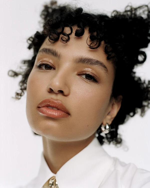 13 Holy Grail Beauty Products Top Bridal Makeup Artists Swear By — photo 1