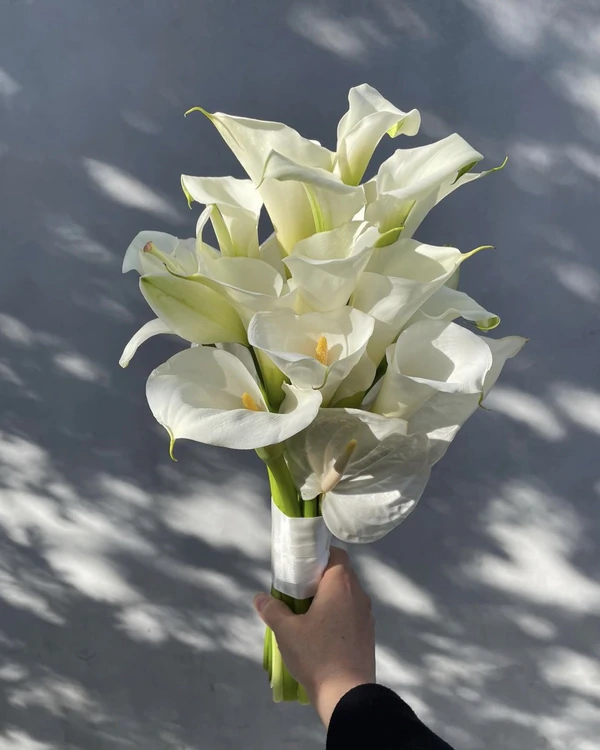 38 Calla Lily Arrangement Ideas