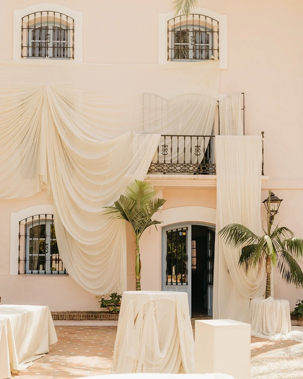How to Create an Elevated & Immersive Wedding Experience