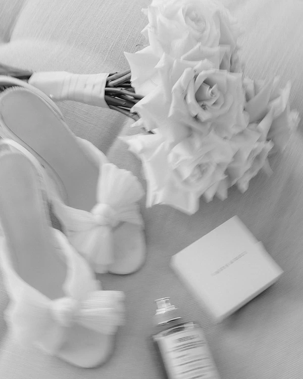 Why You Should Consider Getting Ready Wedding Photos — photo 1