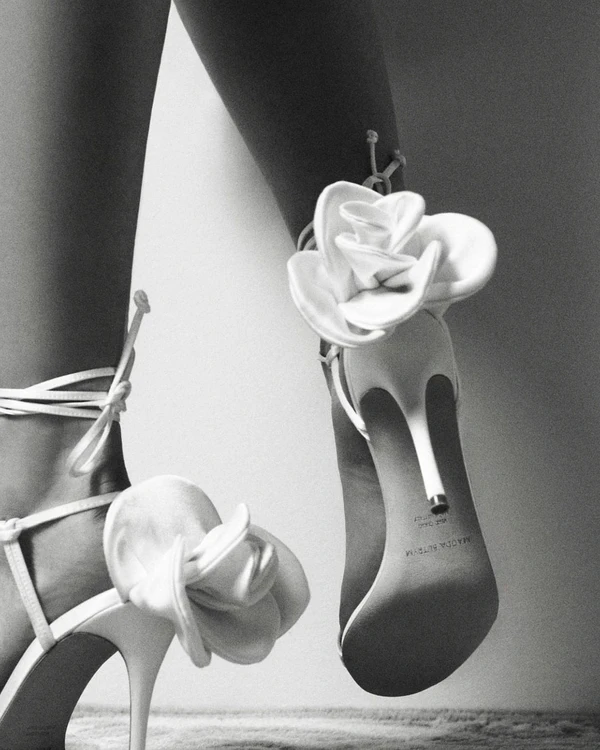 30 Floral Bridal Shoes — photo 2
