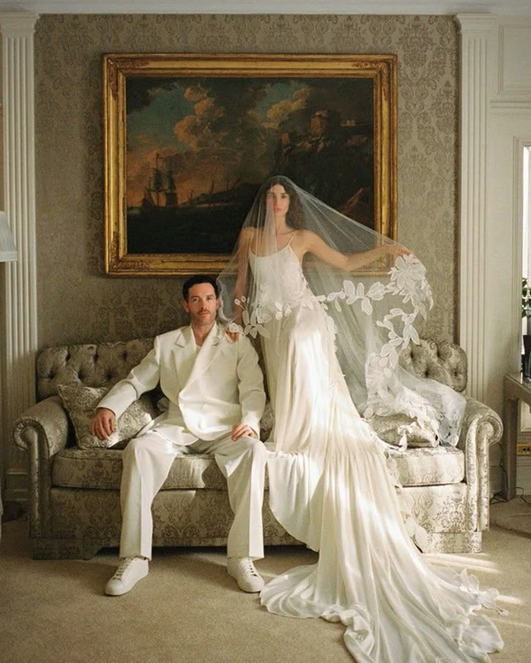 The Top Wedding Photography Trends for 2025 According to Pinterest