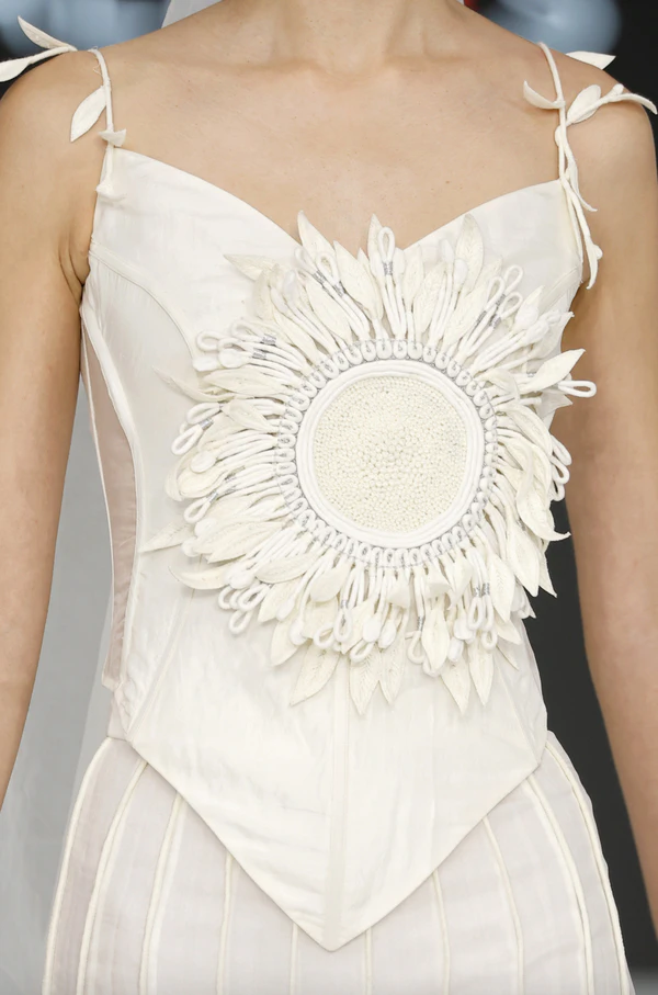 <a href="https://www.instagram.com/vaishalisstudio/">Vaishali S Couture</a> courtesy of <a href="https://www.instagram.com/barcelonabridalfashionweek_/"><span class="s1">Barcelona Bridal Fashion Week</span></a>