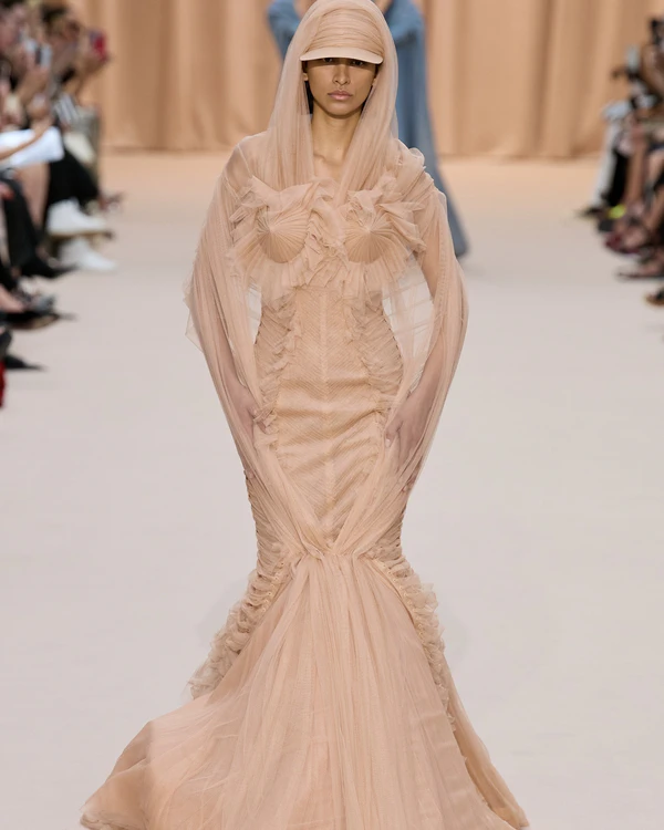 The Best Wedding Looks from Paris Haute Couture Fashion Week F/W'22