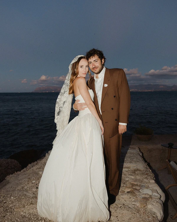 16 Most Stunning Beach Wedding Venues Around the World — photo 1