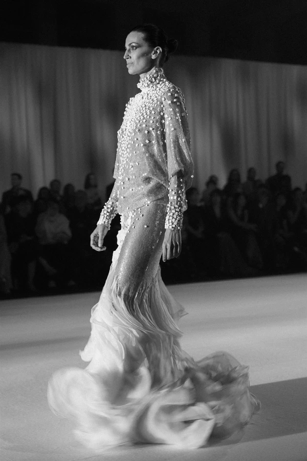 <span><a href="https://www.instagram.com/stephanerolland_paris/">Stéphane Rolland</a>, Photography: <a href="https://www.instagram.com/tiposnet/">Tipos</a></span>