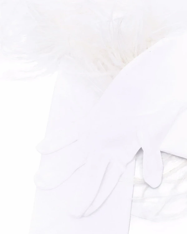 Wedding Trends 2022: Feathers