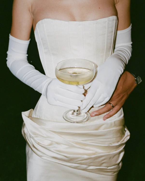 7 Sip-Worthy Cocktails for Every Wedding Style — photo 1