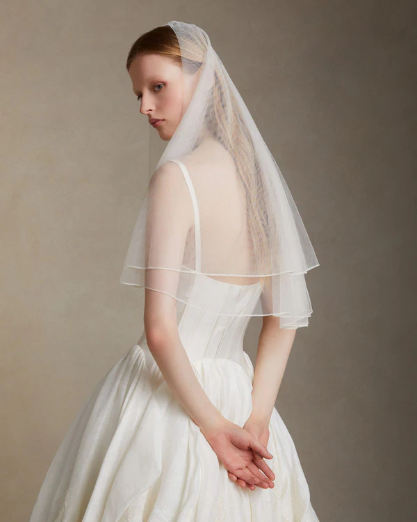 10 Ways to Style-Up Your Wedding Dress from Ceremony to Reception