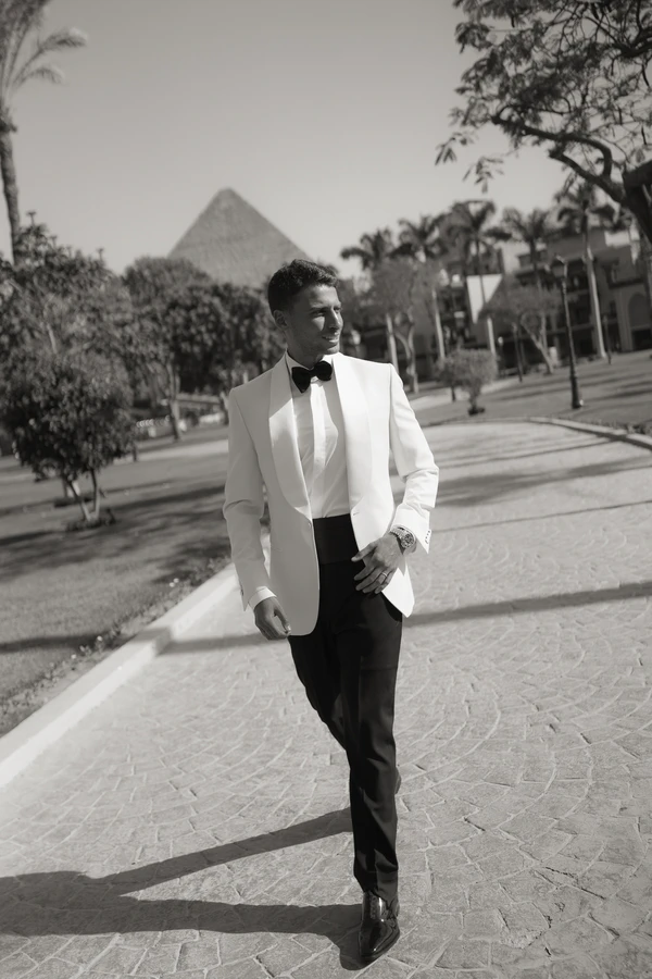 Desert Romance Meets Modern Minimalism at This Spectacular Pyramids of Giza Wedding