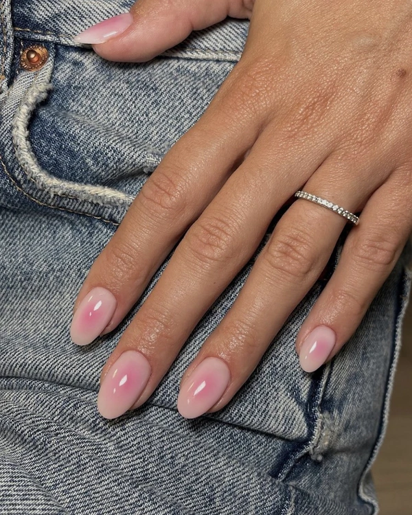30 Minimalist Nail Designs