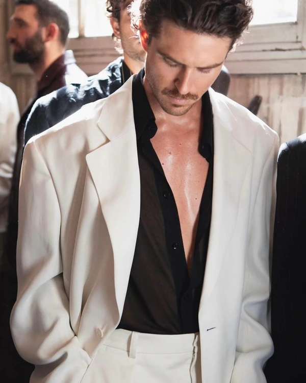 10 Menswear Influencers for Effortlessly Cool Groom Style