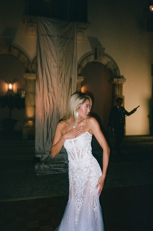 A Dreamlike Siren-Inspired Wedding With Oceanic Details in California