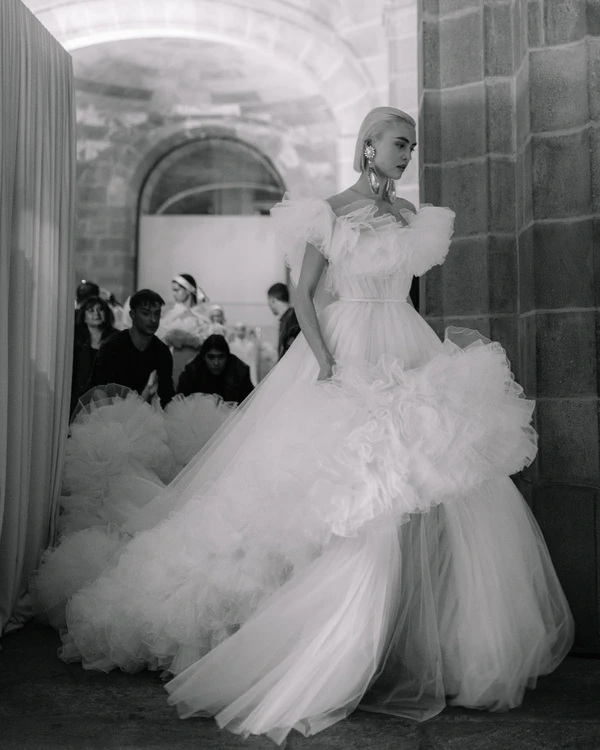 The Chicest Trends from the Spring '25 Bridal Collections