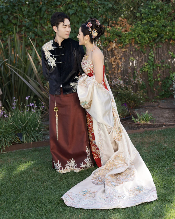 A Unique Fusion of Italian, Spanish & Chinese Cultures in this Chic Madrid Garden Wedding