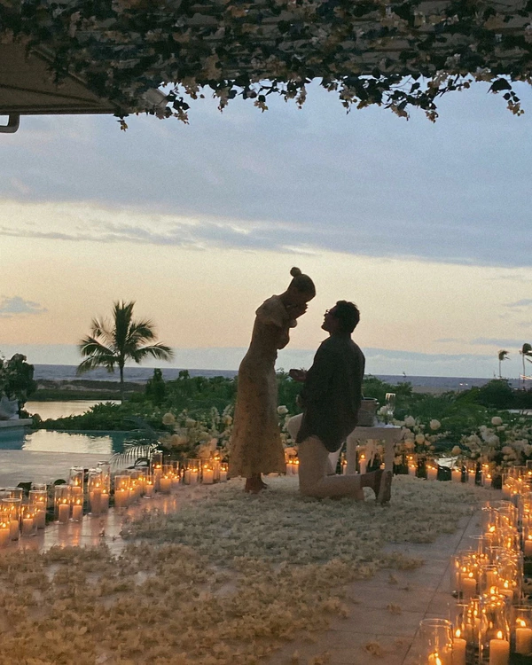 What to Post on Instagram When You Get Engaged?