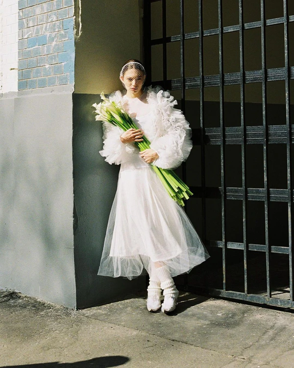35 Chic Bridal Looks for Your Civil, Courthouse or City Hall Wedding