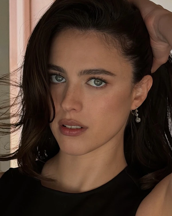 Trend: Blurred Lips — photo 1