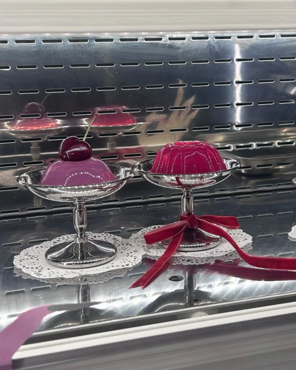 35 Chic Ideas to Style Your Wedding Dessert Tables