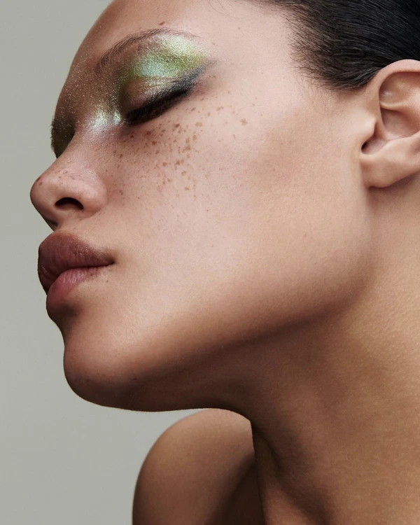 10 Makeup Hacks Every Bride Needs to Know