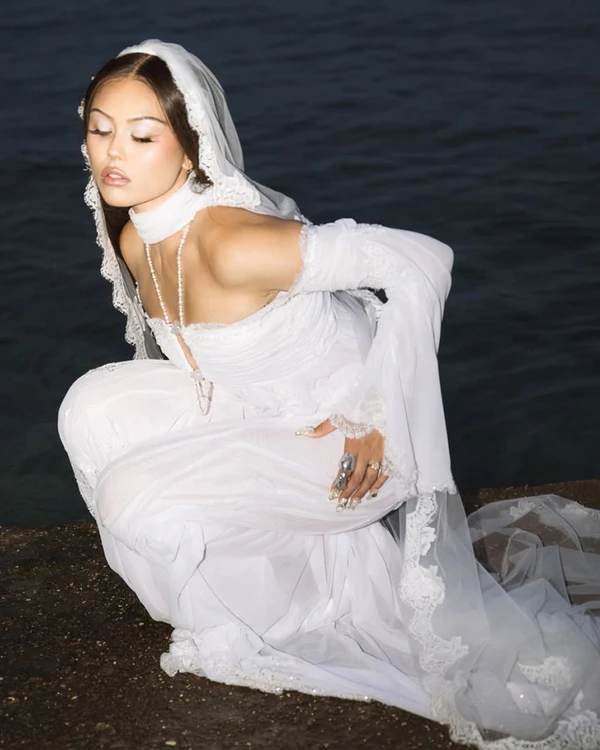 <a href="https://www.instagram.com/p/DSZaGXlDGVH/?img_index=11" target="_blank">Photography: Ohh Ginger</a>