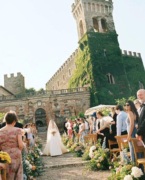 <a href="https://www.instagram.com/thewed/p/DR9_0ITDJ7x/">CheChic! Weddings</a>, Photography: <a href="https://www.instagram.com/alina_smit_photo/">Alina Smit</a>