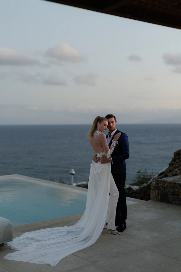 Romance in Mykonos
