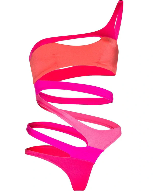 Trendy Swimsuits For a Honeymoon Trip