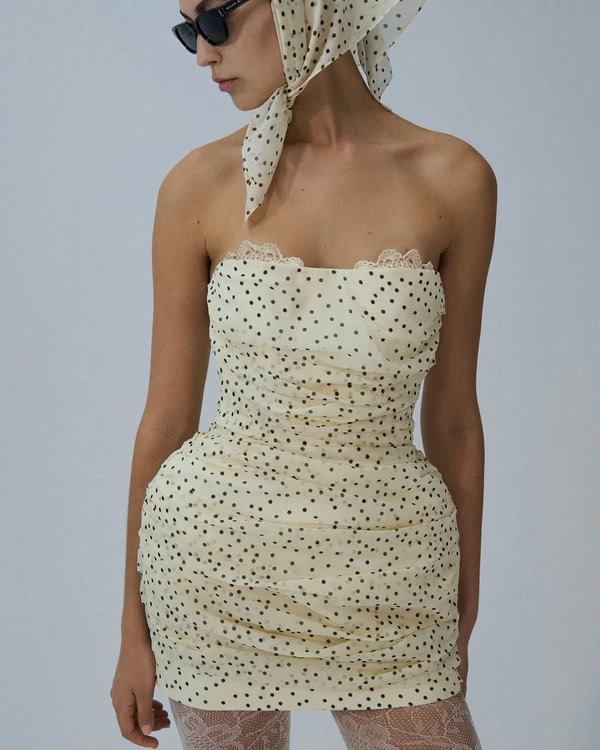 30 Stylish and So On-Trend Polka Dot Wedding Guest Dresses