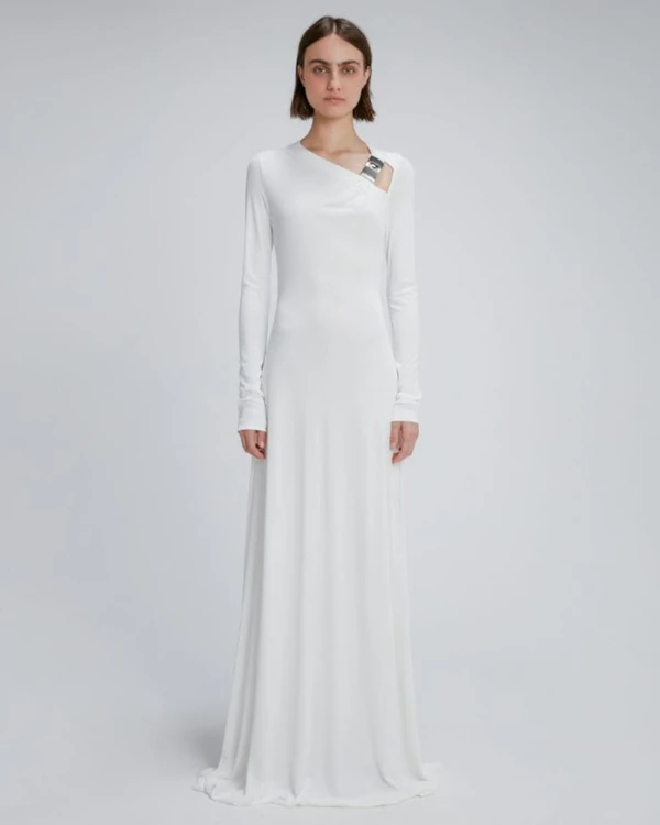 Elegant Bridal Dresses for Autumn Wedding