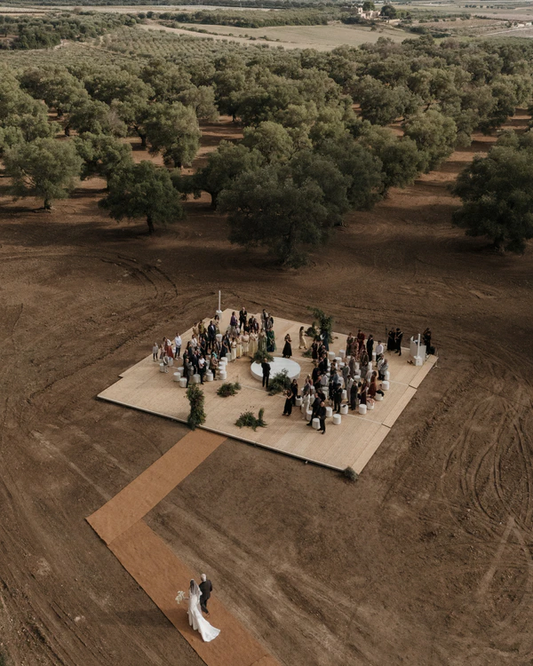 An Immersive Wedding in Puglia with Sculptural Tables and Artful Florals