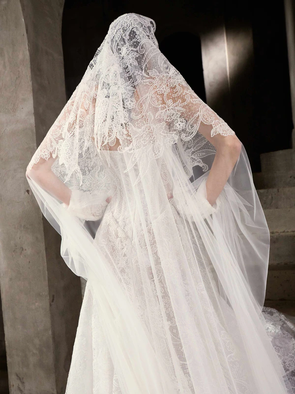 Galia Lahav, wedding bridal in California, USA — portfolio photo 11