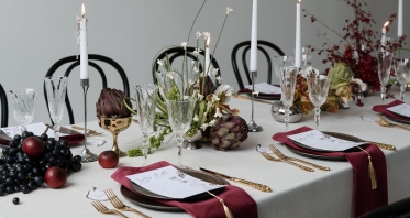 Stationery Signed by Yiana