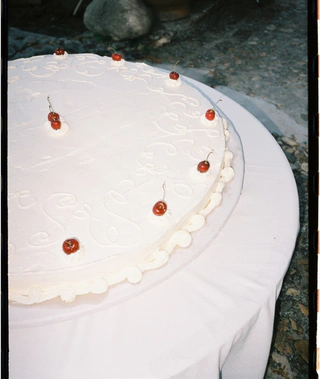 Tutti on Your Table, wedding cakes & catering in United Kingdom